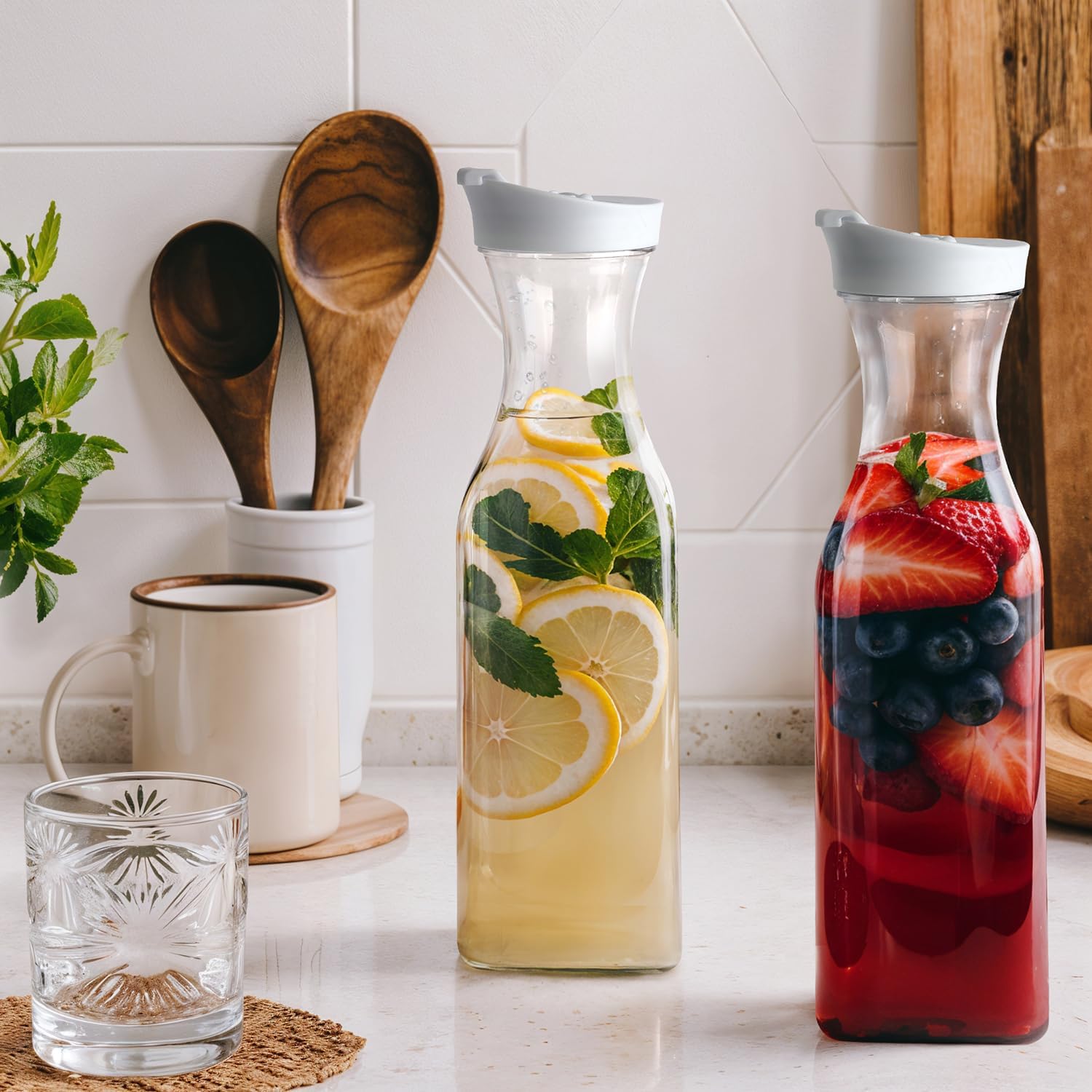 50 oz Plastic Carafe with Lid  - Pour Spout Pitcher recensione e prezzo